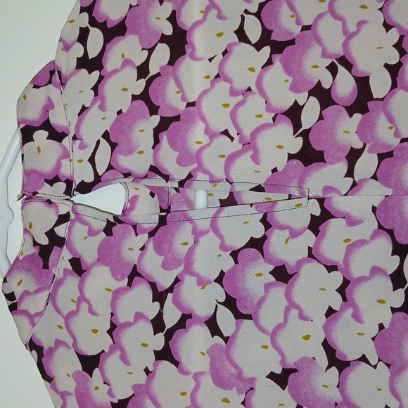 Ann Taylor Womens Printed Bow Long Sleeve & back slit/ button Blouse | Size: M - Picture 3 of 6